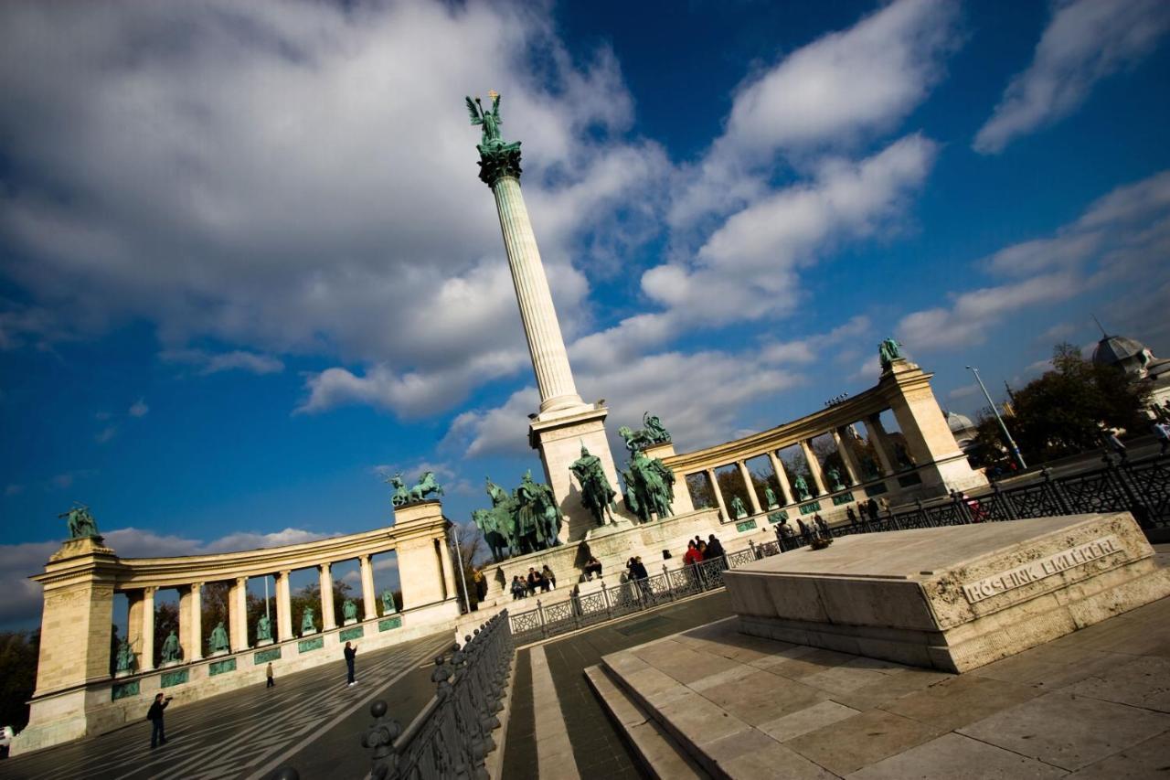 Little Americas Westend Mall Apartments Budapest Esterno foto