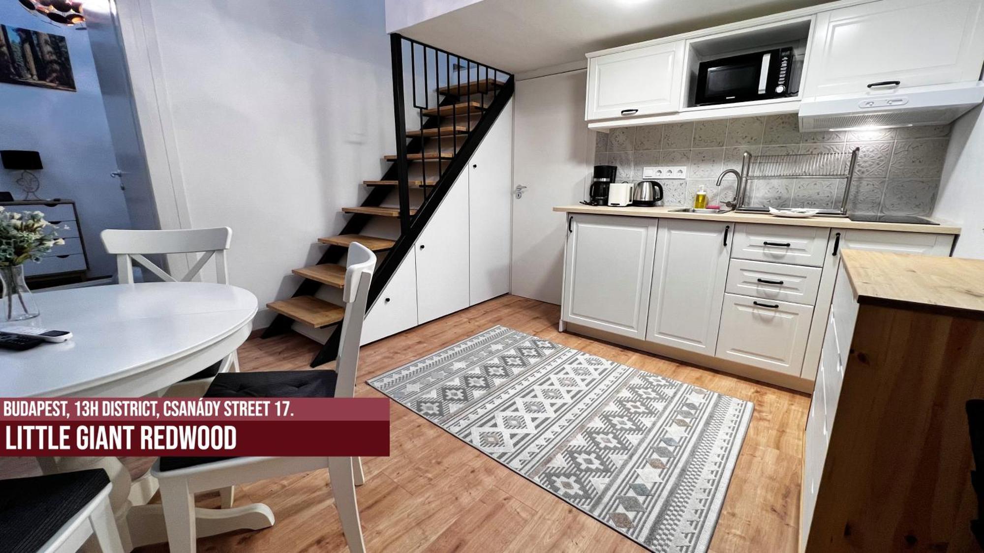 Little Americas Westend Mall Apartments Budapest Esterno foto